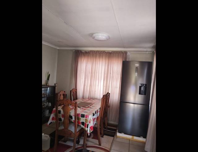 2 BEDROOM HOUSE FOR SALE IN KATLEHONG SOUTH